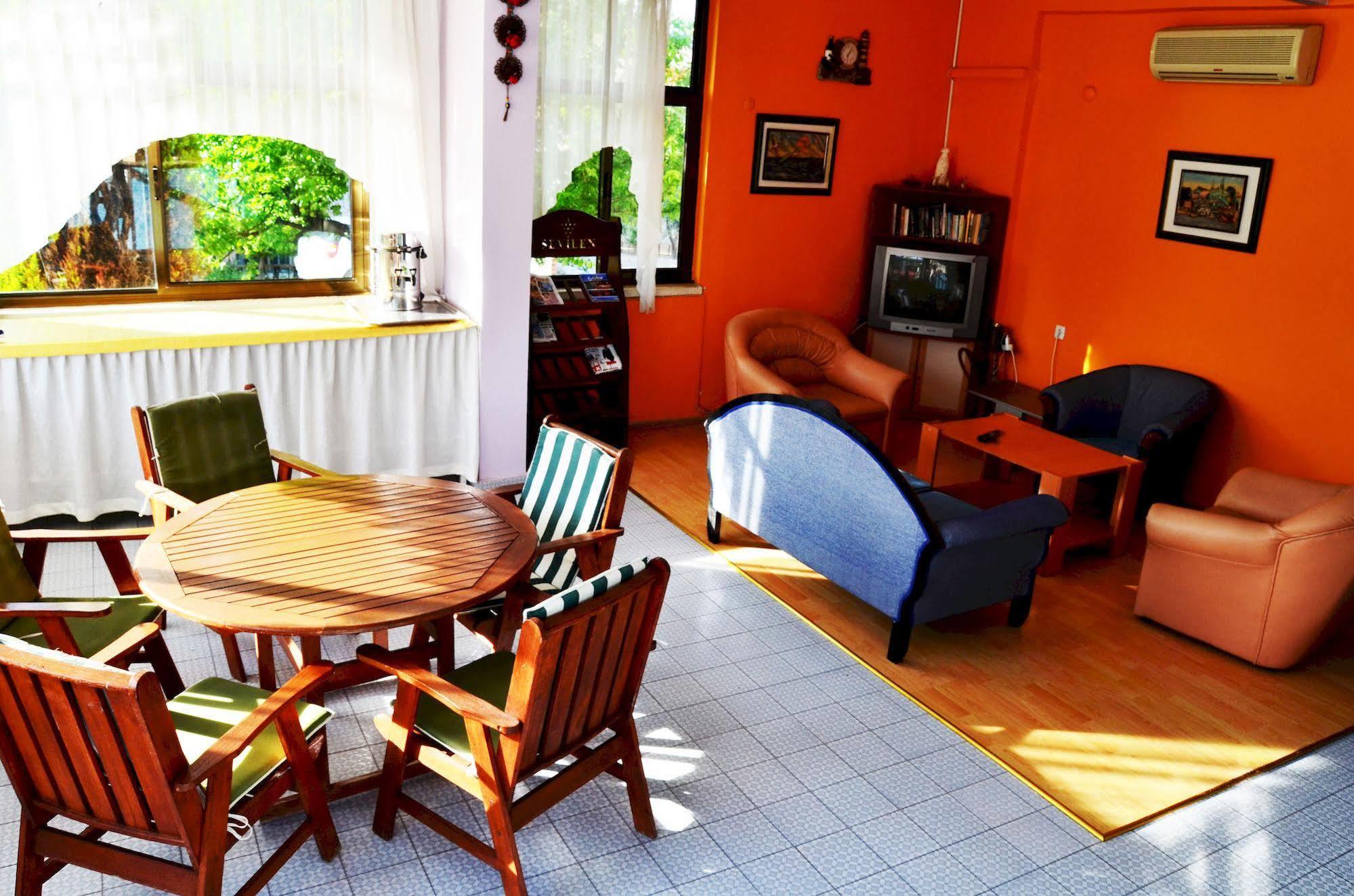 Ayda Hotel Kusadasi Bagian luar foto